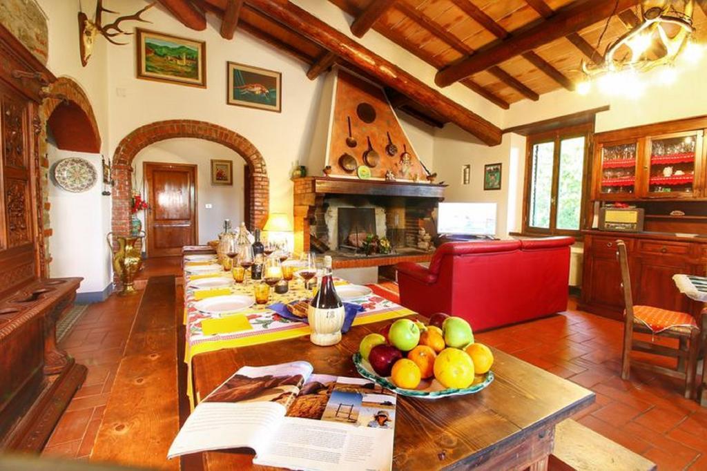Casa Vacanza Le Corniole سيفيتيلا إن فال دي تشيانا المظهر الخارجي الصورة